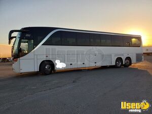 2009 Coach Bus Coach Bus Bathroom California Diesel Engine for Sale