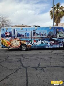 2009 Workhorse Commercial Diesel Food Truck with Pro-Fire Suppression for Sale in Nevada!