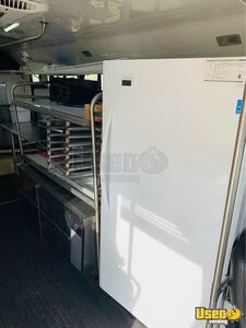 2009 E-450 All Purpose Food Truck Ice Cream Truck Chef Base Texas Gas Engine for Sale
