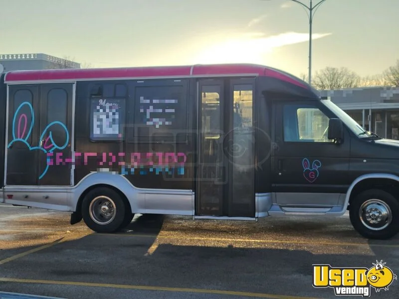 2009 E350 All-purpose Food Truck Illinois Gas Engine for Sale