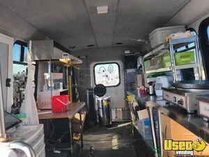 2009 E350 All-purpose Food Truck Prep Station Cooler Illinois Gas Engine for Sale