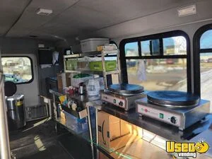 2009 E350 All-purpose Food Truck Refrigerator Illinois Gas Engine for Sale