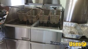 2009 E450 All-purpose Food Truck Insulated Walls Florida Gas Engine for Sale