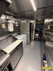 2009 E450 All-purpose Food Truck Upright Freezer Ontario for Sale
