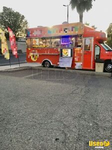 2009 E450 Catering Food Truck California Gas Engine for Sale