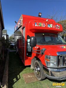 2009 E450 Catering Food Truck Concession Window California Gas Engine for Sale