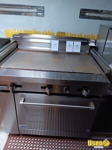 2009 E450 Catering Food Truck Oven California Gas Engine for Sale