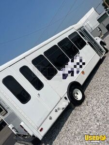 2009 E450 Party Bus Air Conditioning Missouri Gas Engine for Sale