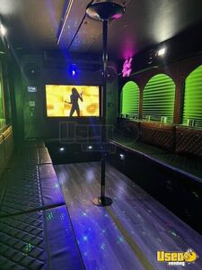 2009 E450 Party Bus Cabinets Missouri Gas Engine for Sale