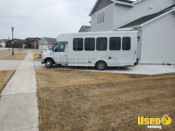 2009 E450 Shuttle Bus Shuttle Bus North Dakota for Sale