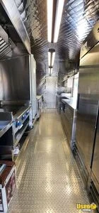 2009 Econoline All-purpose Food Truck Upright Freezer New Jersey Gas Engine for Sale