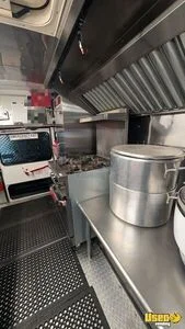 2009 Express All-purpose Food Truck Insulated Walls Connecticut Diesel Engine for Sale