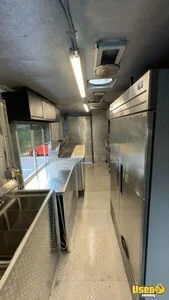 2009 Freightliner All-purpose Food Truck Diamond Plated Aluminum Flooring Minnesota Diesel Engine for Sale