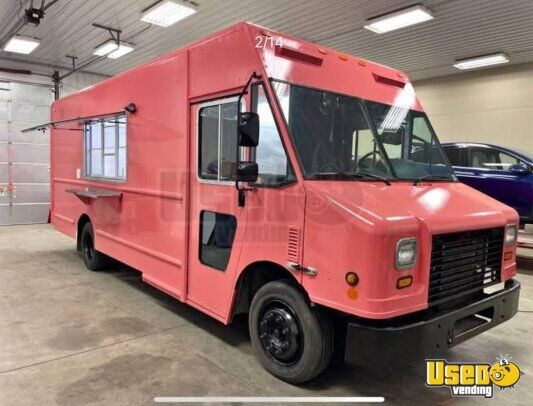 2009 Freightliner Mt45 All-purpose Food Truck California Diesel Engine for Sale