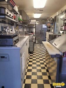 2009 Kitchen Food Trailer Kitchen Food Trailer Air Conditioning New Hampshire for Sale