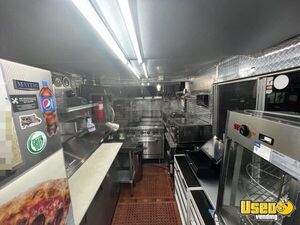 2009 Kitchen Food Truck All-purpose Food Truck Awning Kentucky Gas Engine for Sale