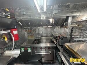 2009 Kitchen Food Truck All-purpose Food Truck Propane Tank Kentucky Gas Engine for Sale