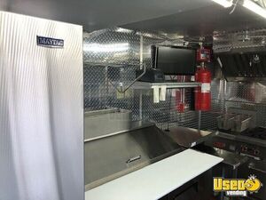 2009 Kitchen Food Truck All-purpose Food Truck Stainless Steel Wall Covers Kentucky Gas Engine for Sale