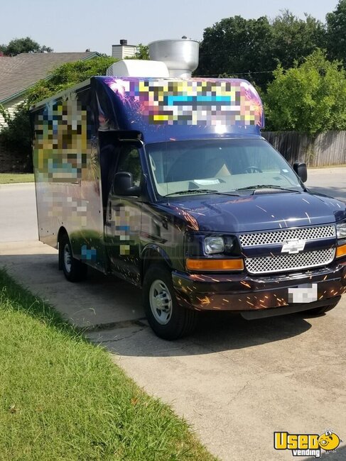 2009 Kitchen Food Truck All-purpose Food Truck Texas Gas Engine for Sale