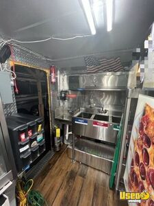2009 Kitchen Food Truck All-purpose Food Truck Upright Freezer Kentucky Gas Engine for Sale