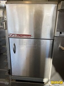 2009 M2 106 All-purpose Food Truck Warming Cabinet Florida Diesel Engine for Sale
