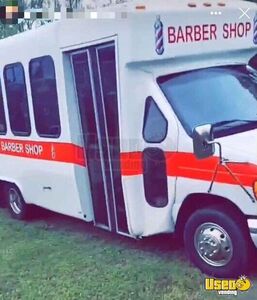 2009 Mobile Barber Shop Truck Mobile Hair & Nail Salon Truck Air Conditioning North Carolina Gas Engine for Sale
