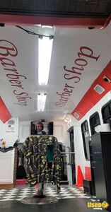 2009 Mobile Barber Shop Truck Mobile Hair Salon Truck Exterior Lighting North Carolina Gas Engine for Sale