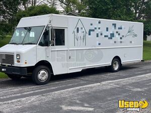 2009 Mobile Boutique Truck Mobile Boutique Illinois Gas Engine for Sale