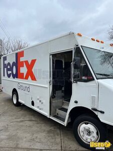 2009 Mt-45 Step Van / Party Bus Michigan Diesel Engine for Sale
