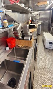 2009 Mt45 All-purpose Food Truck Awning Florida Diesel Engine for Sale