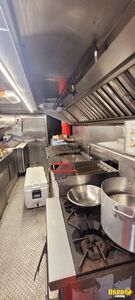 2009 Mt45 All-purpose Food Truck Insulated Walls Florida Diesel Engine for Sale