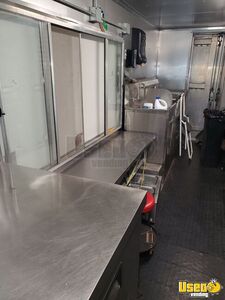 2009 Mt45 Kitchen Food Truck All-purpose Food Truck Awning Texas Diesel Engine for Sale