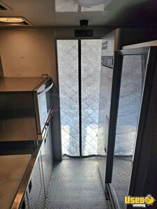 2009 P42 All-purpose Food Truck Warming Cabinet Ohio Diesel Engine for Sale