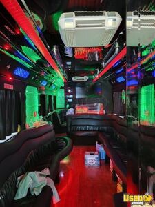 2009 Party Bus Party Bus Gray Water Tank North Dakota Gas Engine for Sale