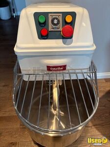 2009 Pizza Truck Pizza Food Truck Warming Cabinet Alberta for Sale