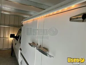 2009 Ranger Catering Food Truck 15 Montana Gas Engine for Sale