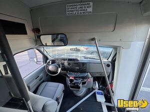 2009 Shuttle Bus Shuttle Bus 11 Pennsylvania Gas Engine for Sale