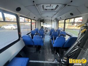 2009 Shuttle Bus Shuttle Bus 13 Pennsylvania Gas Engine for Sale