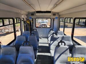 2009 Shuttle Bus Shuttle Bus 14 Louisiana Gas Engine for Sale