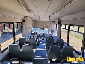 2009 Shuttle Bus Shuttle Bus 15 Louisiana Gas Engine for Sale