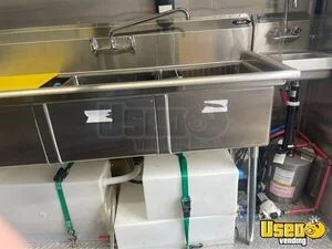 2009 Sprinter 3500 Kitchen Food Truck All-purpose Food Truck Breaker Panel Ontario for Sale
