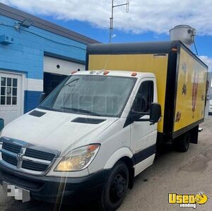 2009 Sprinter 3500 Kitchen Food Truck All-purpose Food Truck Concession Window Ontario for Sale