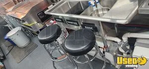 2009 V10 All-purpose Food Truck 31 New Jersey Diesel Engine for Sale