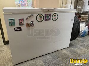 2009 W42 Kitchen Food Truck All-purpose Food Truck Fryer Texas Diesel Engine for Sale