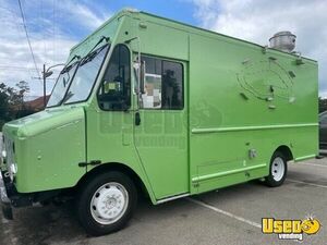 2009 W42 Kitchen Food Truck All-purpose Food Truck Texas Diesel Engine for Sale