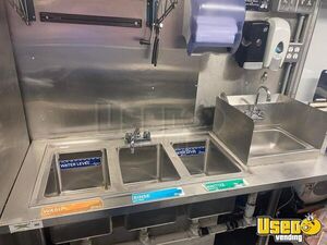 2009 W62 All-purpose Food Truck Hand-washing Sink Illinois Gas Engine for Sale