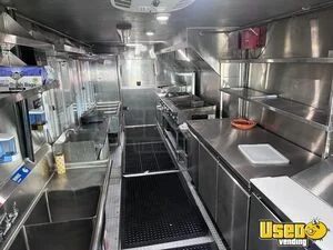 2009 W62 Long Chassis All-purpose Food Truck Stainless Steel Wall Covers California for Sale