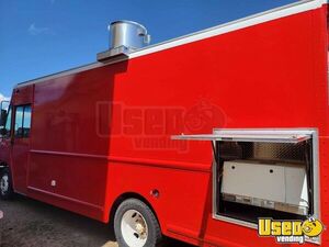 2009 Workhorse P10 Kitchen Food Truck All-purpose Food Truck Air Conditioning Colorado Diesel Engine for Sale