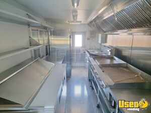 2009 Workhorse P10 Kitchen Food Truck All-purpose Food Truck Concession Window Colorado Diesel Engine for Sale