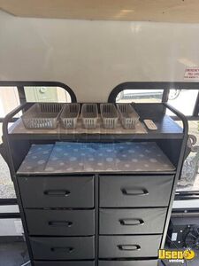 2010 2500 Pet Care / Veterinary Truck Additional 5 Oregon for Sale